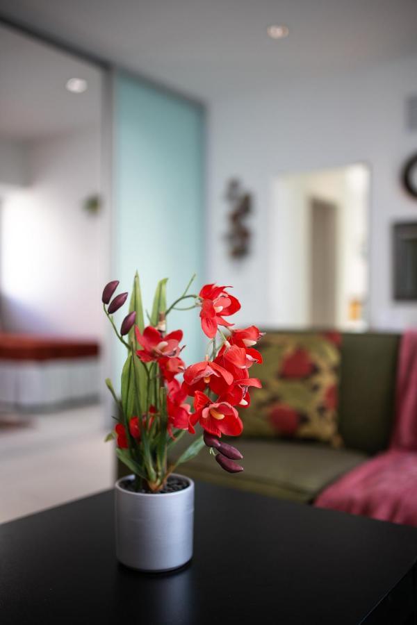 2Bedroom 2Bath Loft Exclusive Rooftop&Jacuzzi,1Block From Beach マイアミビーチ エクステリア 写真